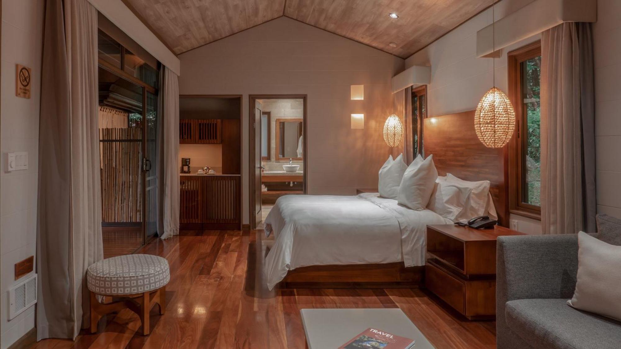El Silencio Lodge & Spa Costa Rica Toro Amarillo Room photo